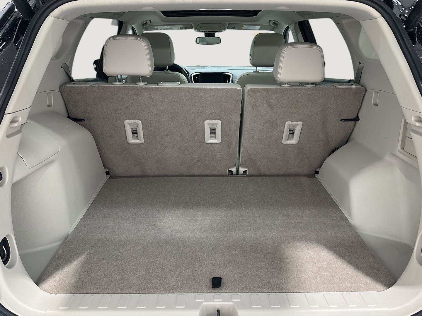 Used 2022 GMC Terrain Denali w/ LPO, Floor Liner Package AWD/4WD image 23