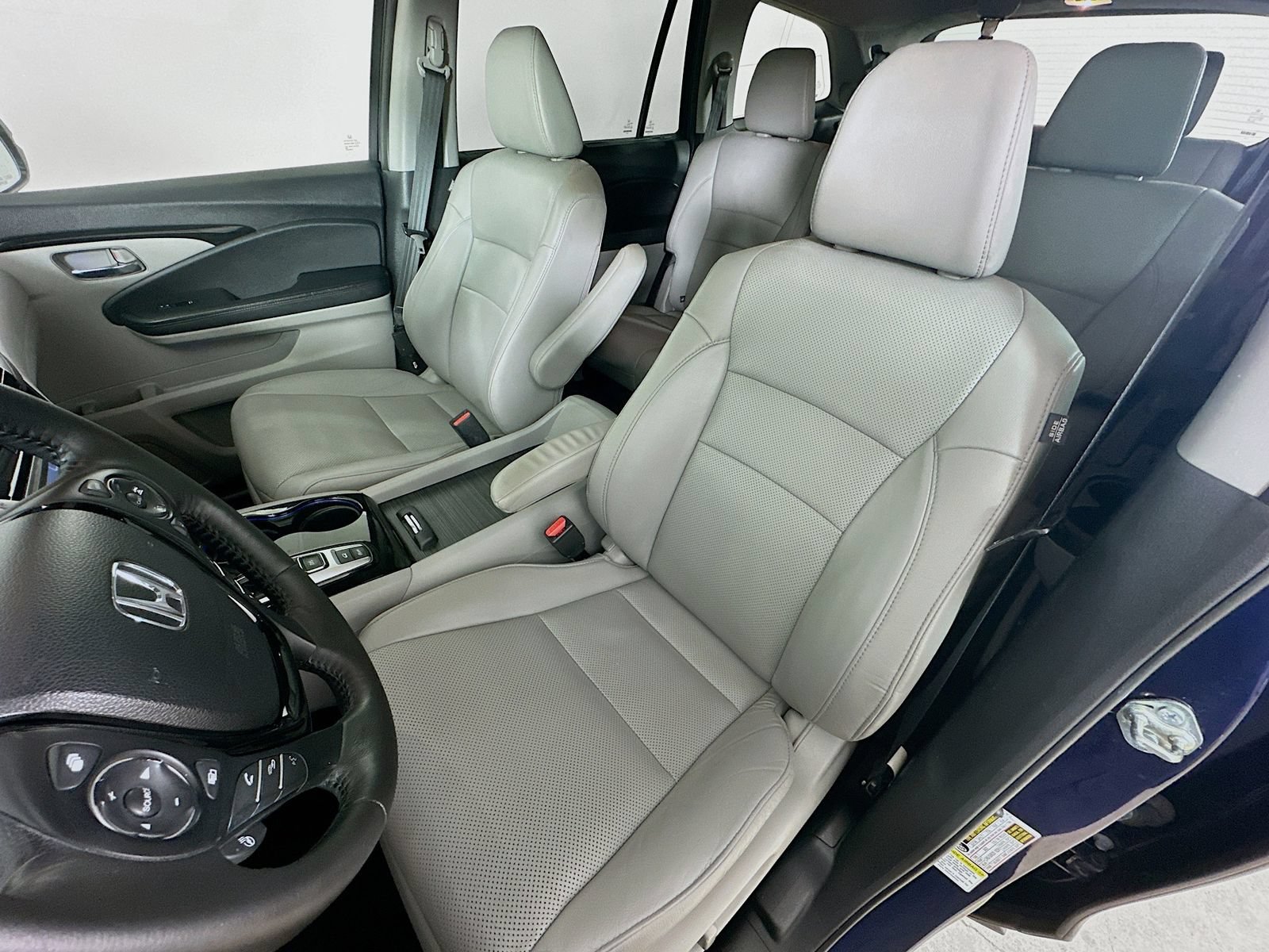 Used 2016 Honda Pilot Elite image 33
