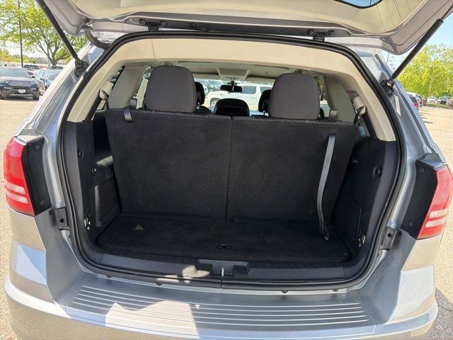 Used 2018 Dodge Journey SE FWD image 16