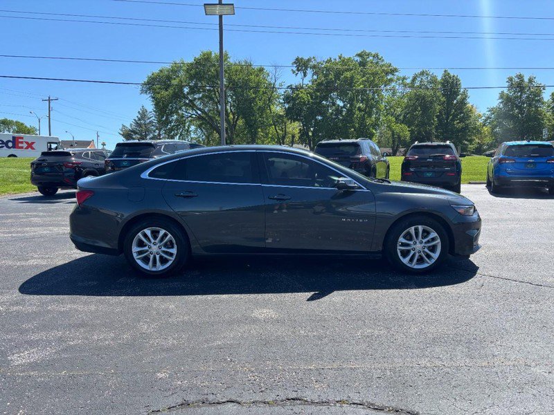 Used 2017 Chevrolet Malibu LT FWD image 6