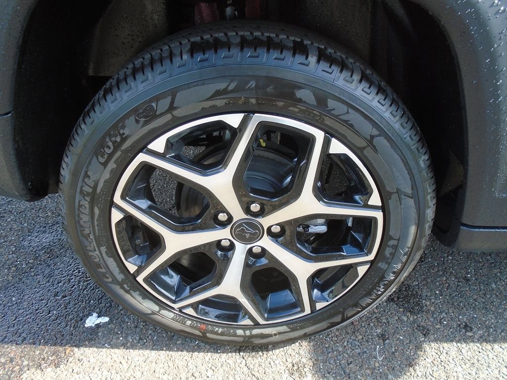 New 2025 Jeep Compass Limited w/ Sun & Sound Group image 15