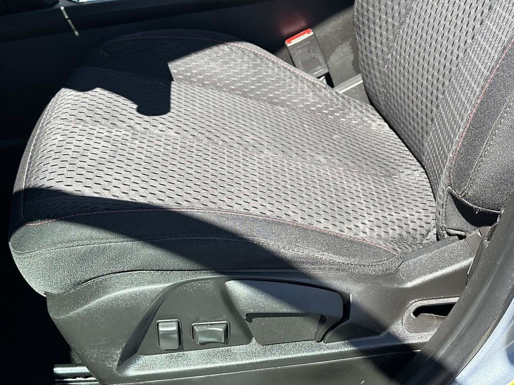 Used 2015 Chevrolet Equinox LS FWD image 17