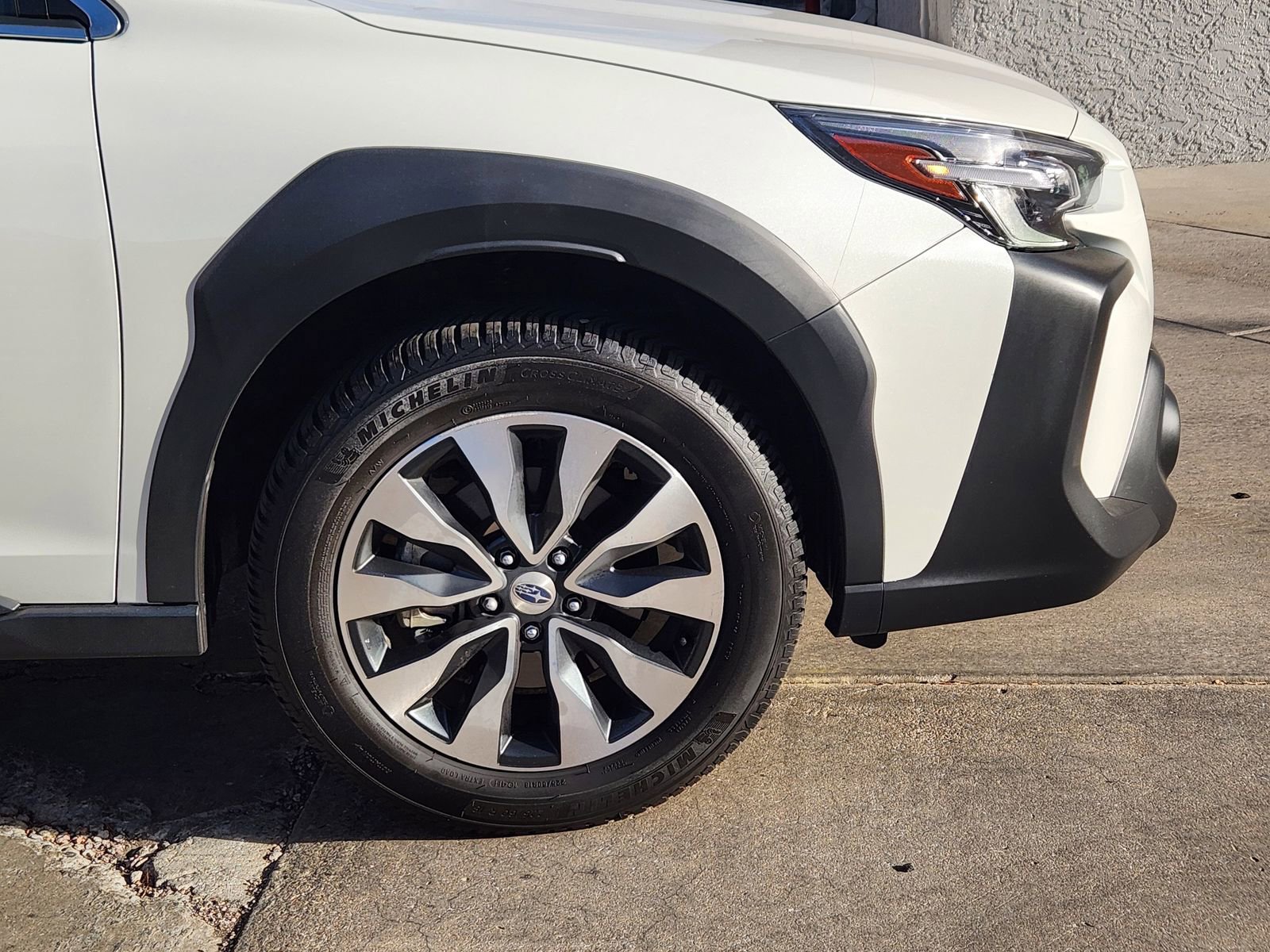 Used 2024 Subaru Outback Touring XT w/ Tech Package 2 image 10