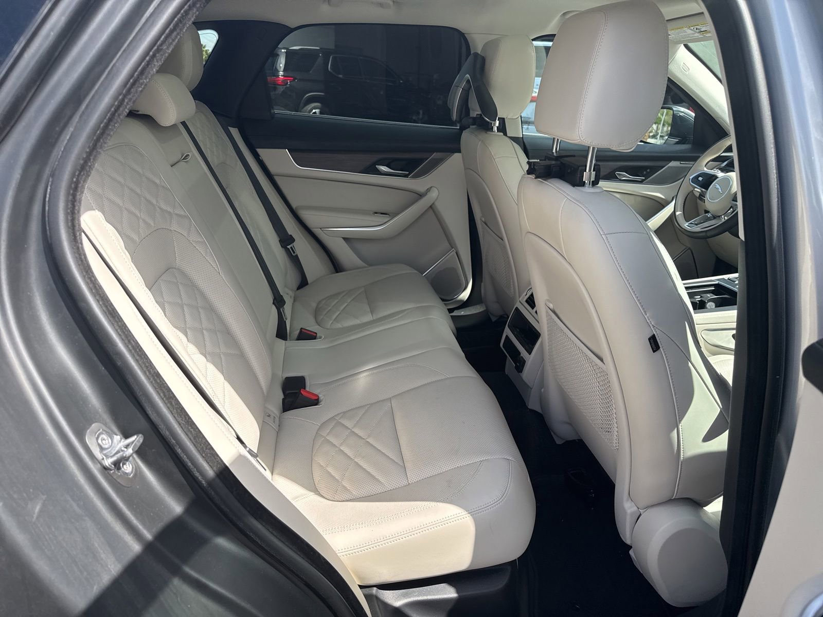 Used 2023 Jaguar F-PACE S AWD/4WD image 15