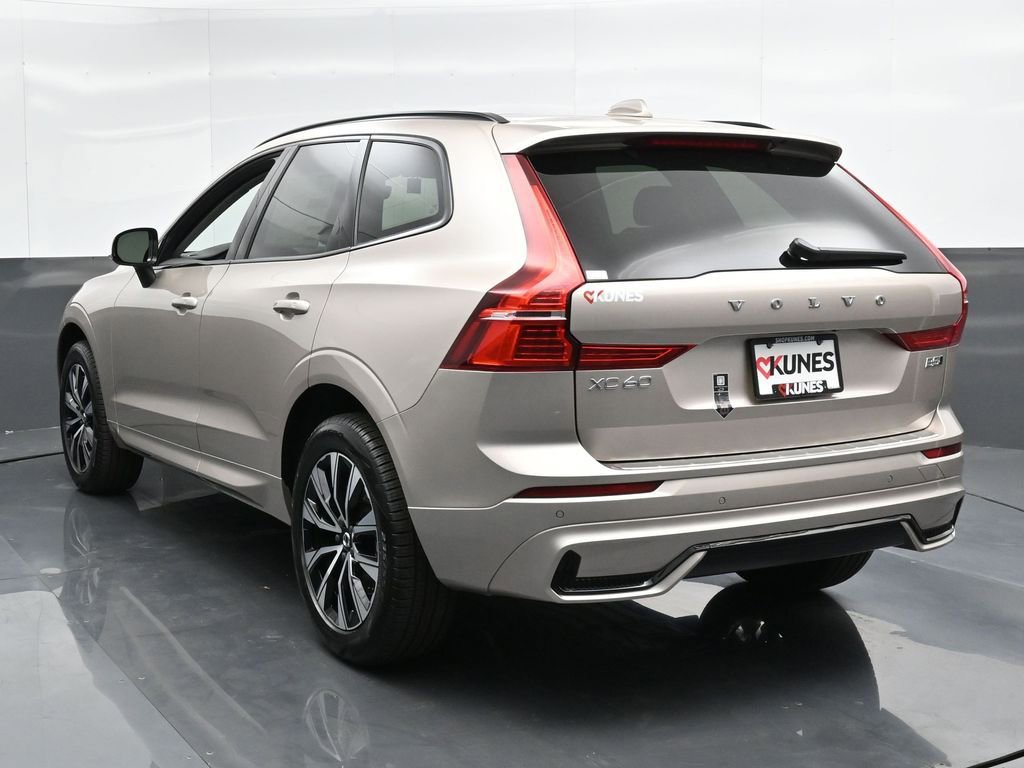 New 2025 Volvo XC60 B5 Core w/ Protection Package Premier image 8
