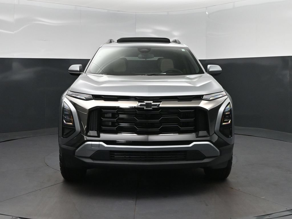New 2026 Chevrolet Equinox ACTIV w/ Convenience Package III FWD image 10