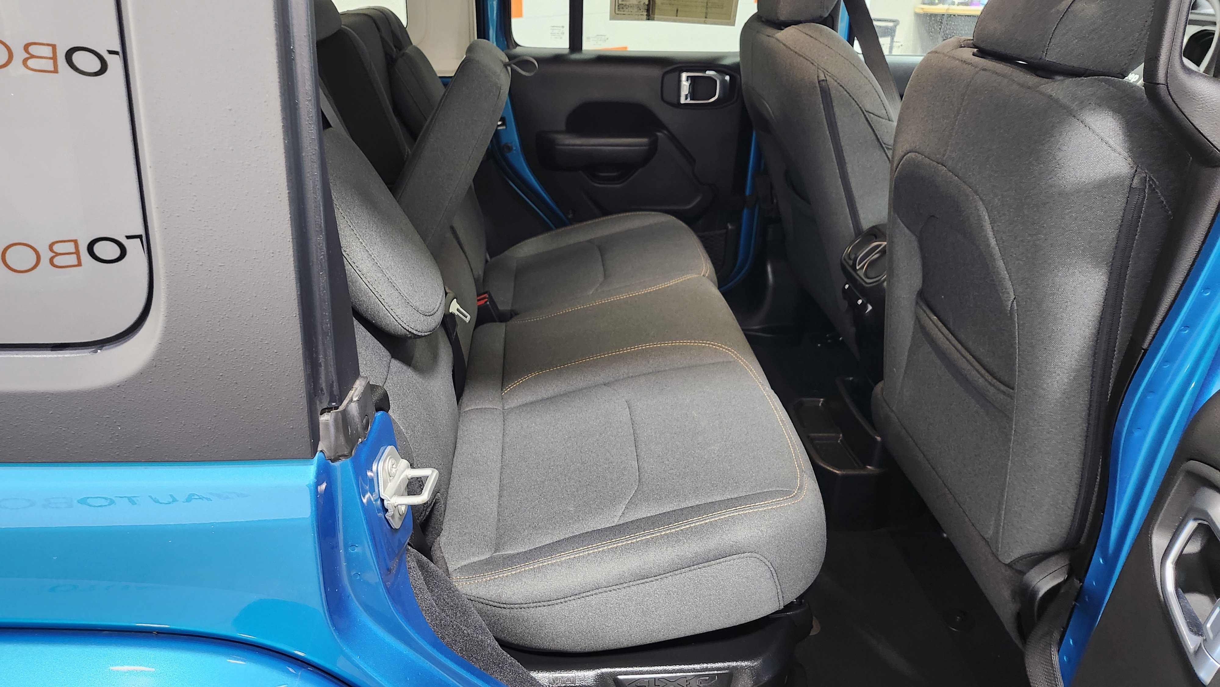 Used 2024 Jeep Wrangler Sport S w/ Convenience Group image 19