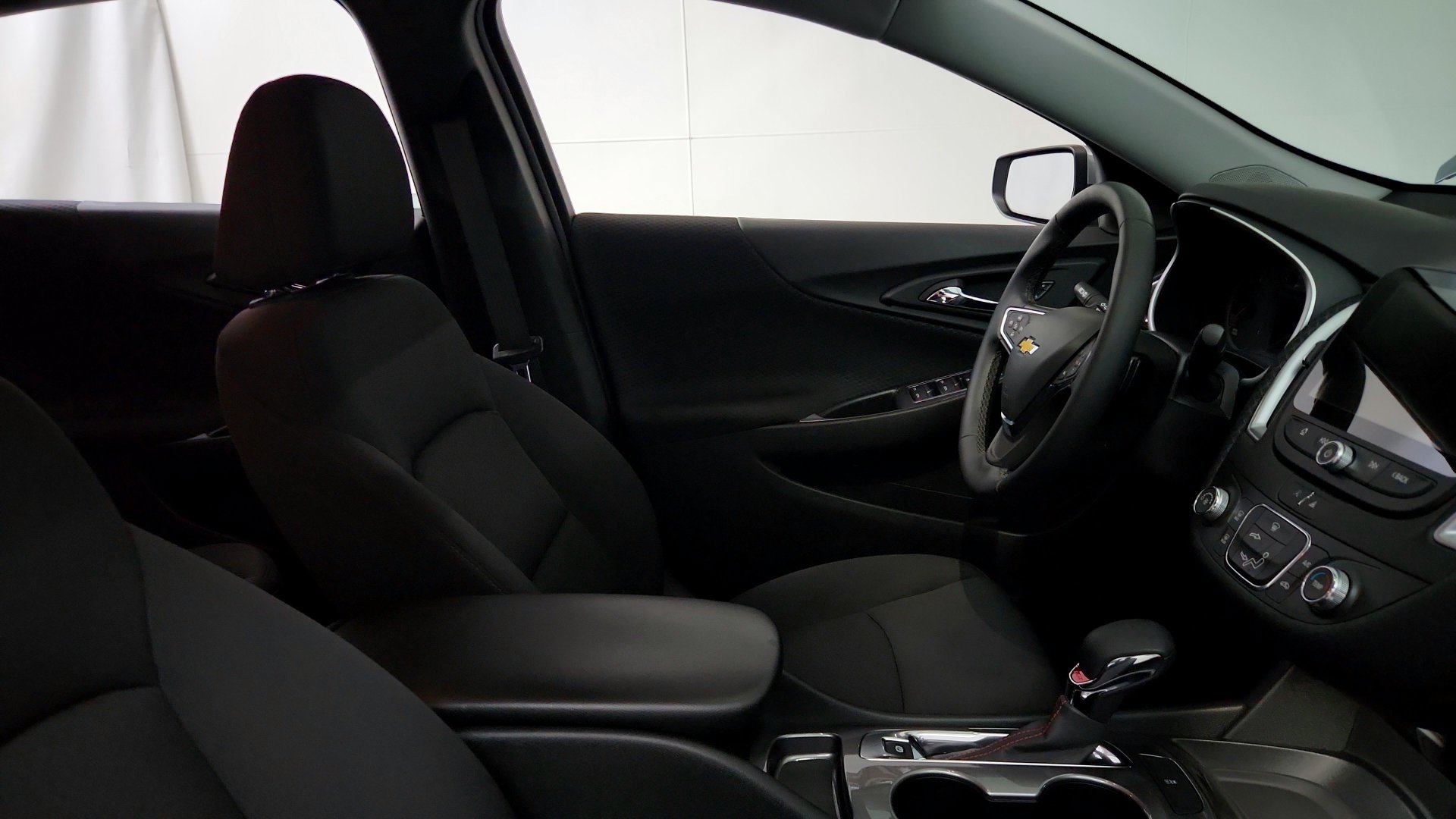Used 2023 Chevrolet Malibu RS FWD image 29