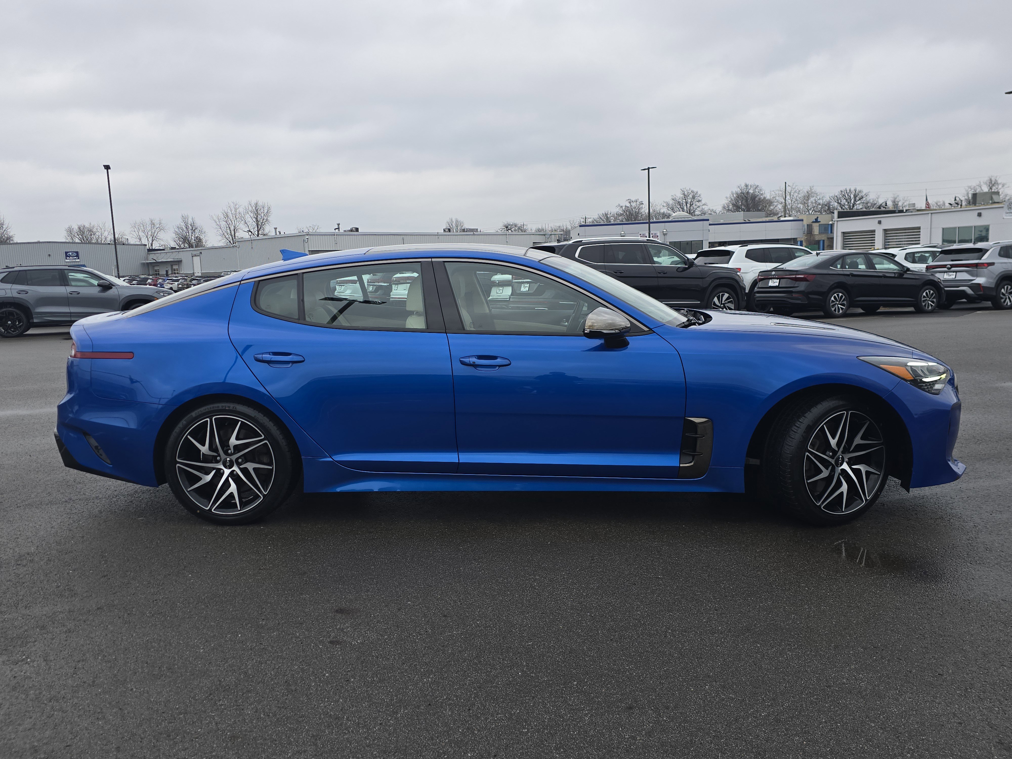 Used 2022 Kia Stinger GT-Line w/ Sun & Sound Package image 8