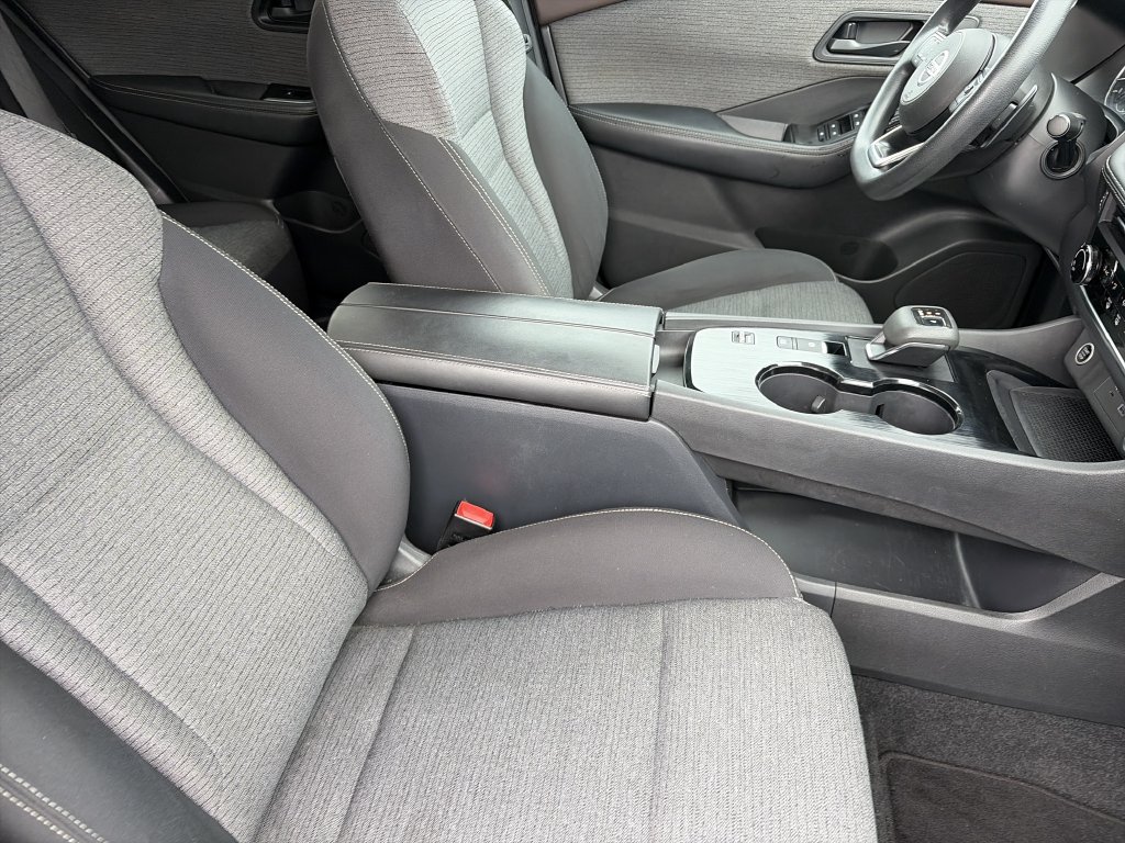 Used 2021 Nissan Rogue S FWD image 32