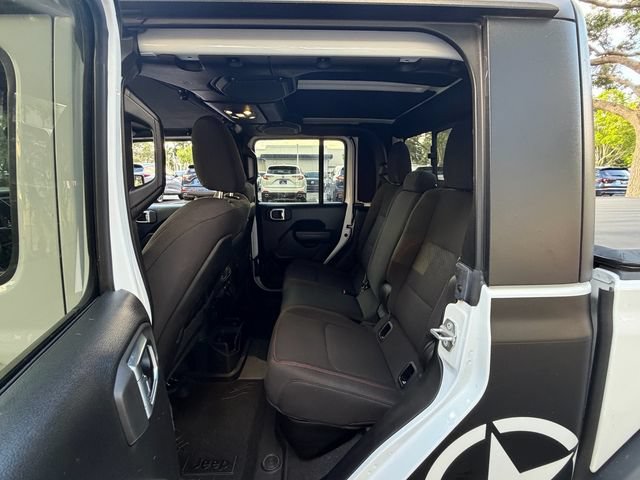 Used 2021 Jeep Gladiator Rubicon AWD/4WD image 13