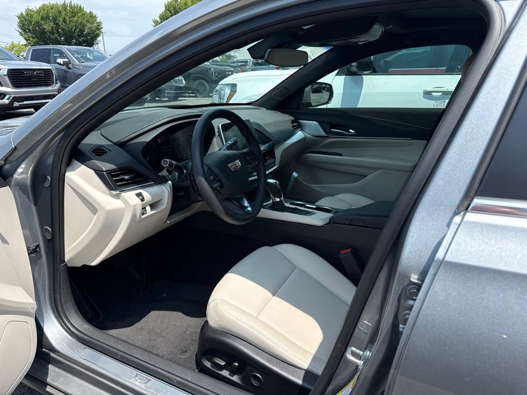 Certified 2026 Cadillac CT4 Premium Luxury RWD image 9