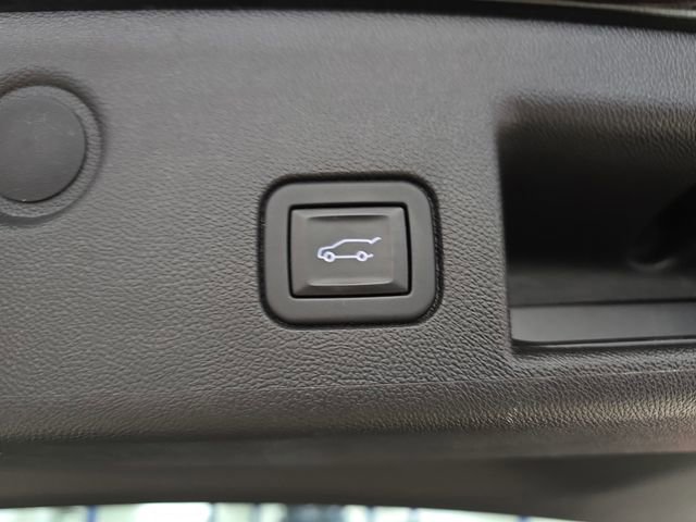 Used 2023 Chevrolet Equinox RS image 15