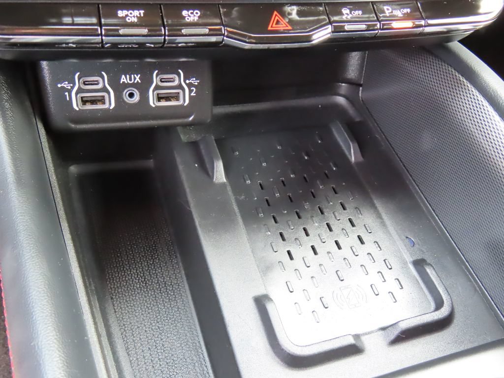 Used 2025 Dodge Durango R/T AWD/4WD image 10