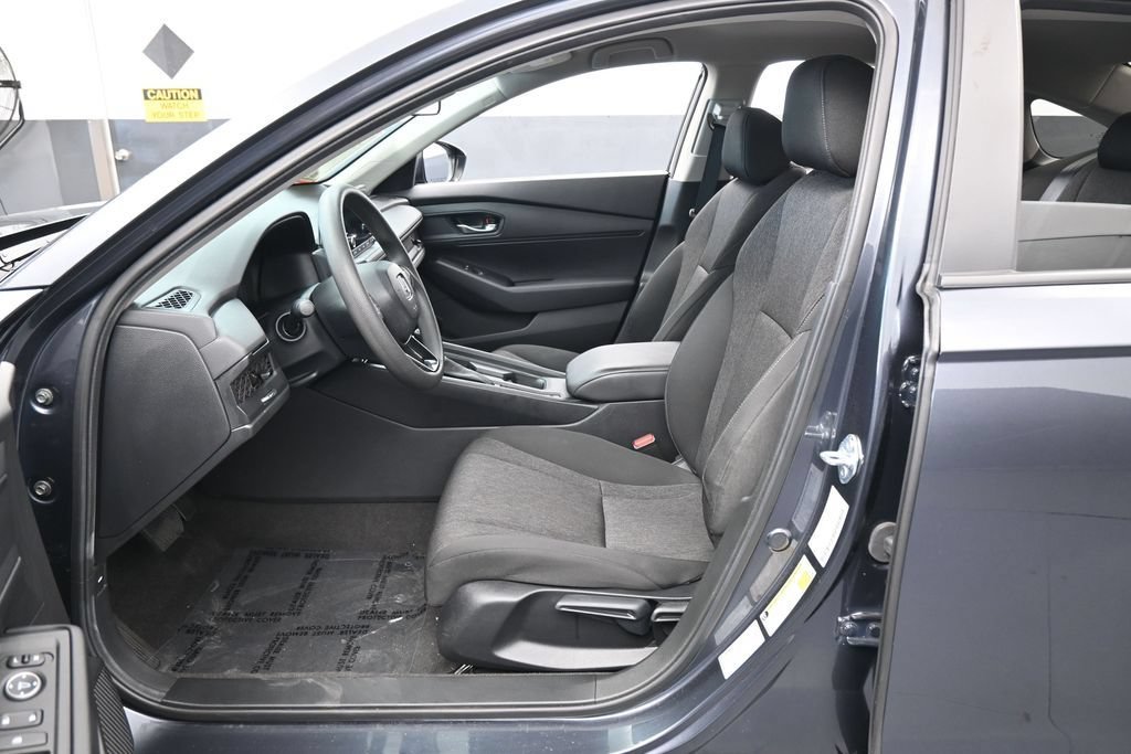 Used 2025 Honda Accord LX image 11