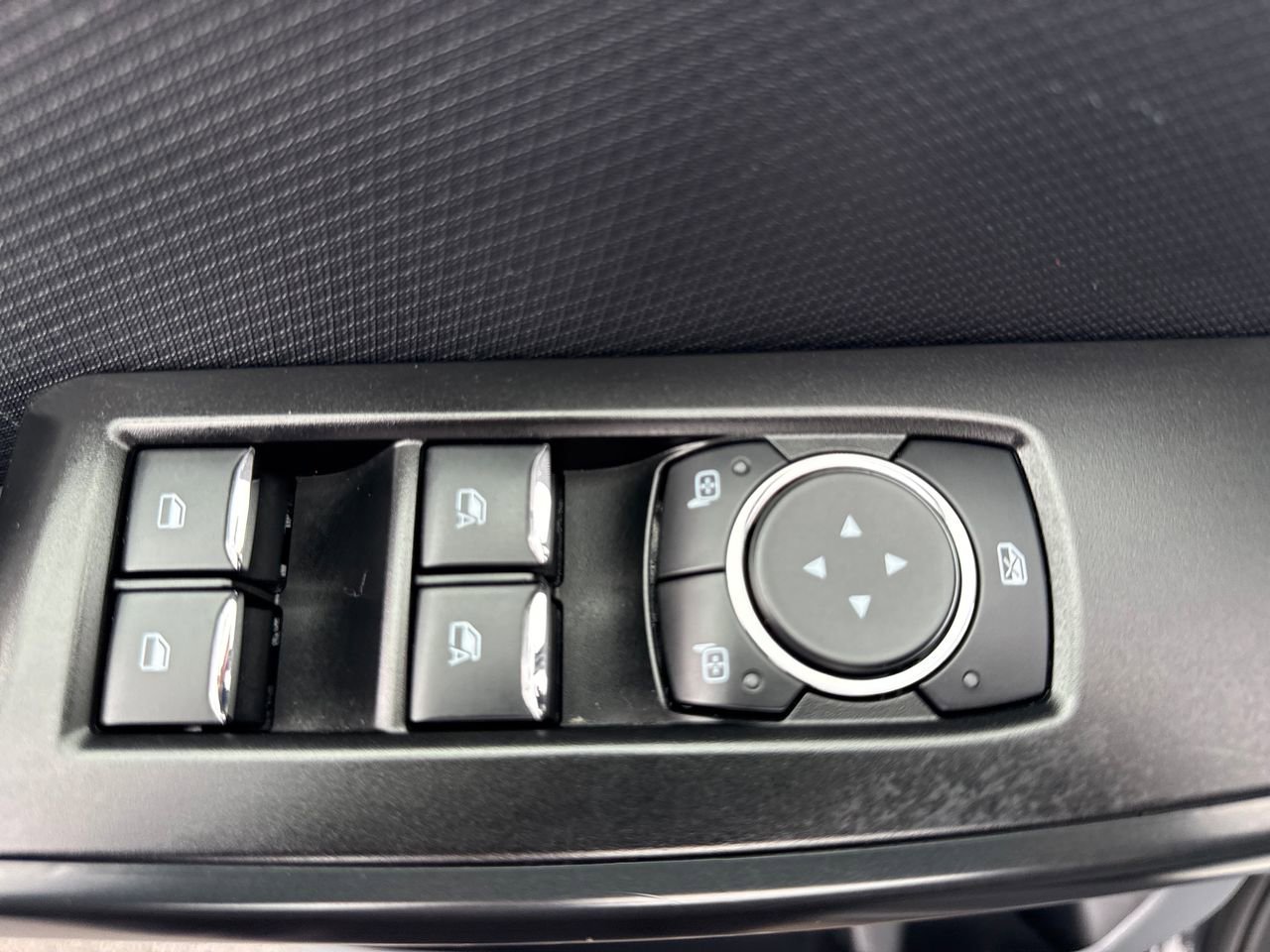 Used 2023 Ford F150 Lightning Pro image 17