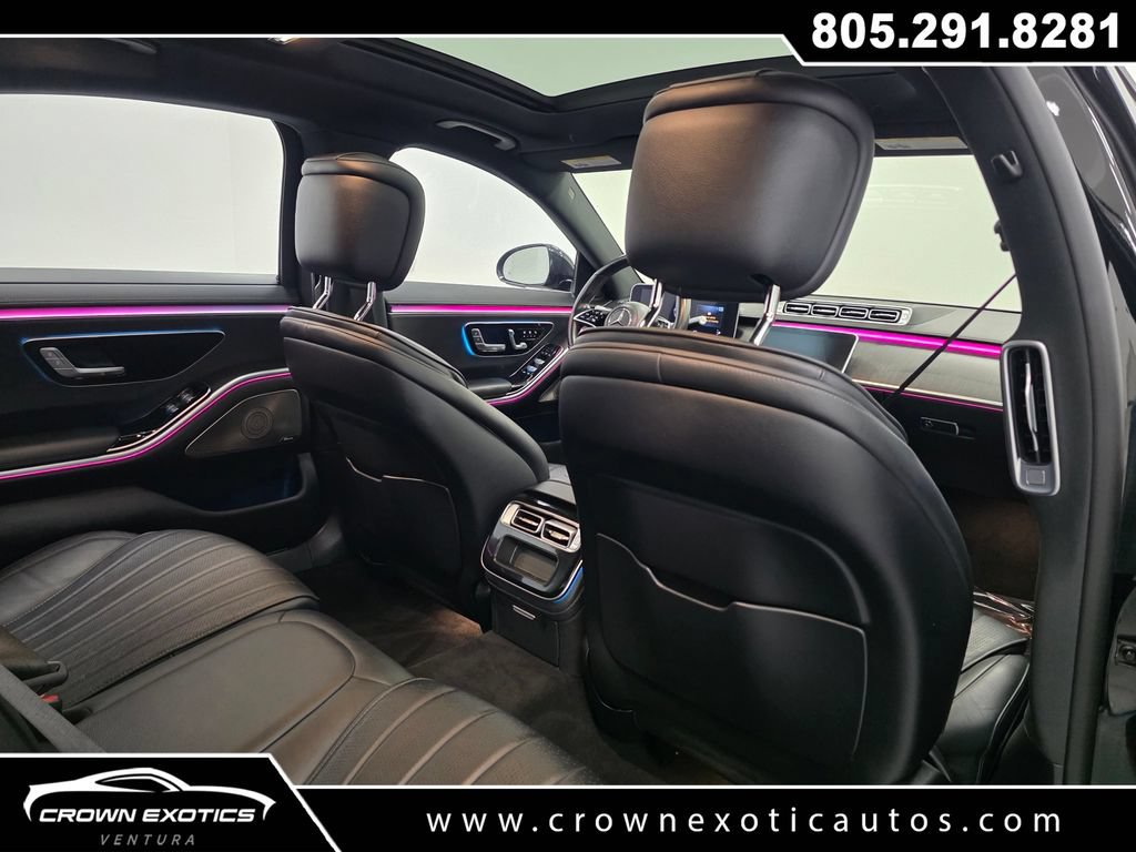 Used 2023 Mercedes-Benz S 580 4MATIC Sedan w/ AMG Line image 17
