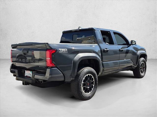 Used 2026 Toyota Tacoma TRD Off-Road w/ TRD Off Road Upgrade Package AWD/4WD image 5