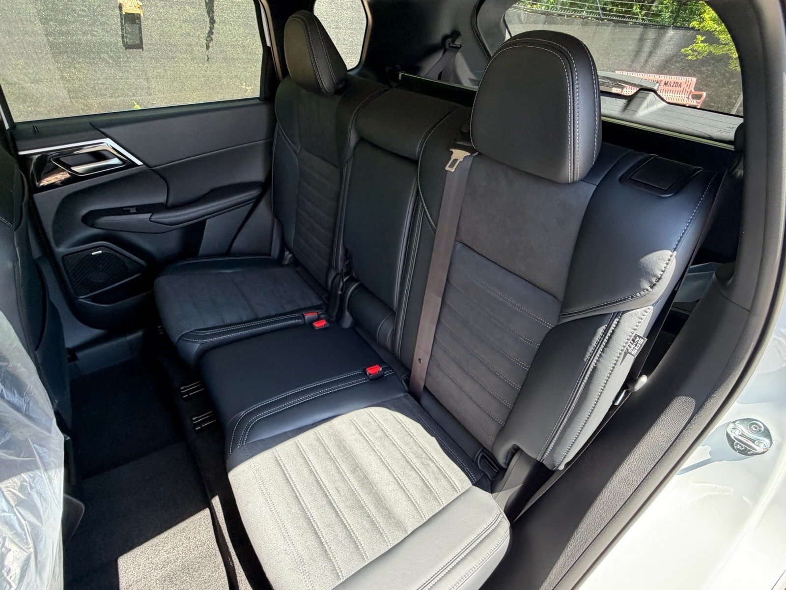 New 2026 Mitsubishi Outlander SE AWD/4WD image 19