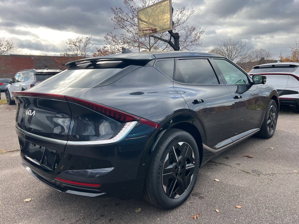 New 2025 Kia EV6 Wind image 4