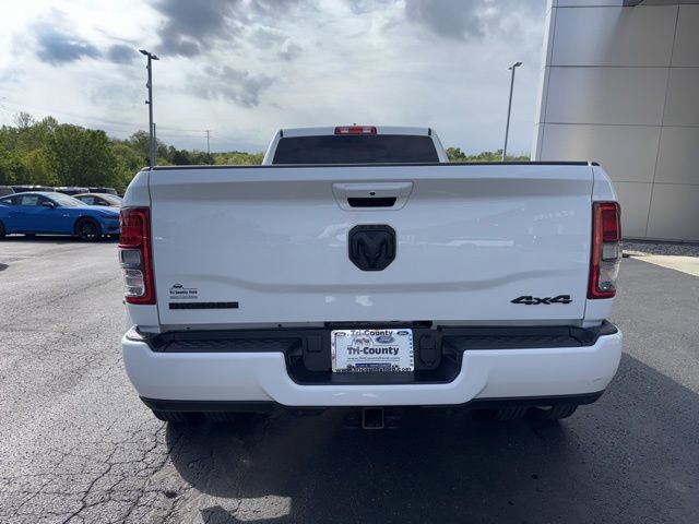 Used 2024 RAM 3500 Big Horn w/ Night Edition AWD/4WD image 7
