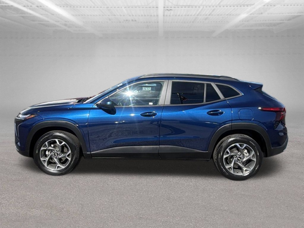 Used 2024 Chevrolet Trax LT w/ Driver Confidence Package FWD image 7