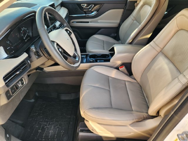 Used 2022 Lincoln Corsair AWD w/ Equipment Group 101A image 13