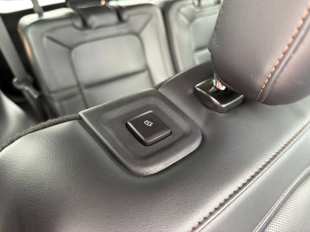 Used 2025 Lincoln Aviator Reserve w/ Equipment Group 201A image 13