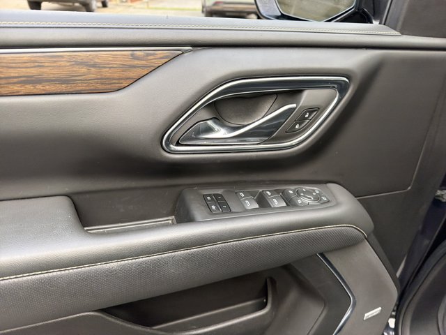 Used 2023 Chevrolet Tahoe Premier w/ Advanced Technology Package AWD/4WD image 16