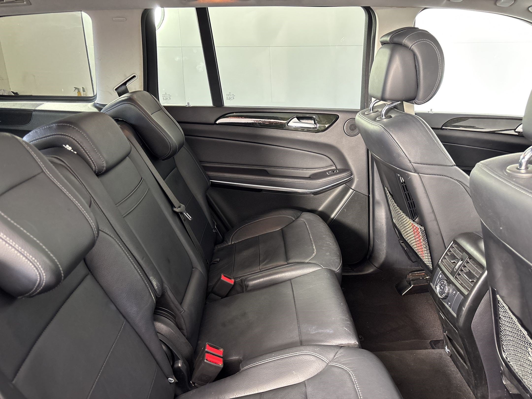 Used 2018 Mercedes-Benz GLS 550 4MATIC image 30