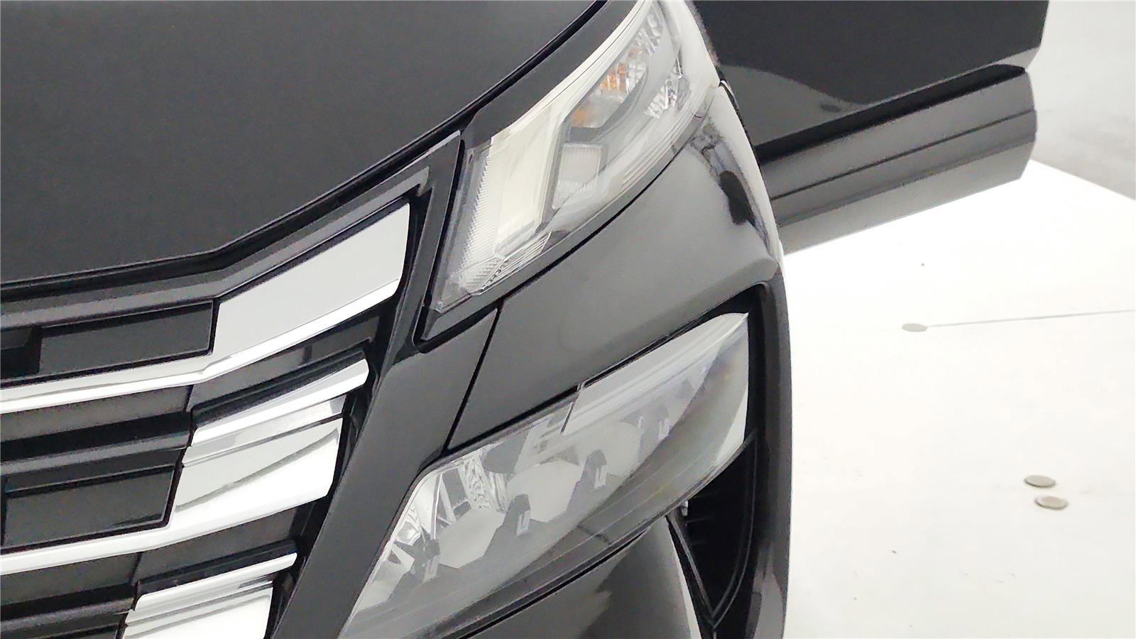Used 2024 Nissan Rogue SV w/ SV Premium Package FWD image 32