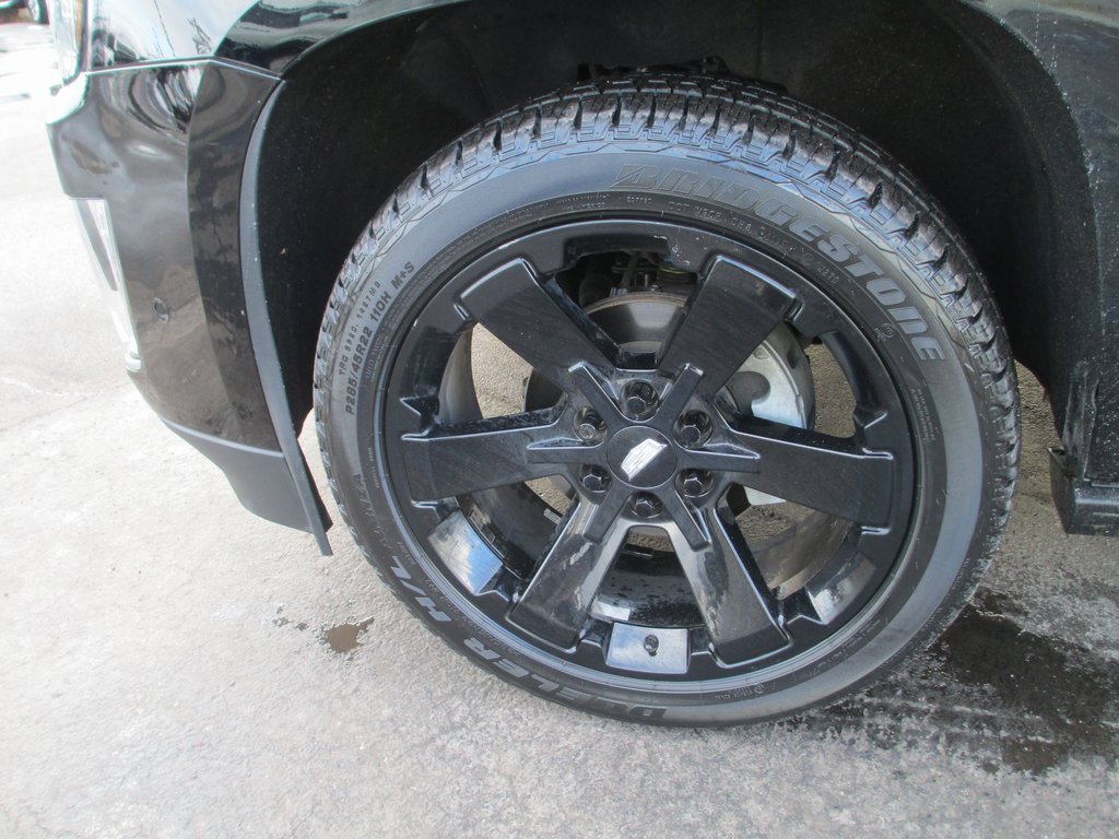 Used 2019 Cadillac Escalade ESV Premium Luxury image 12