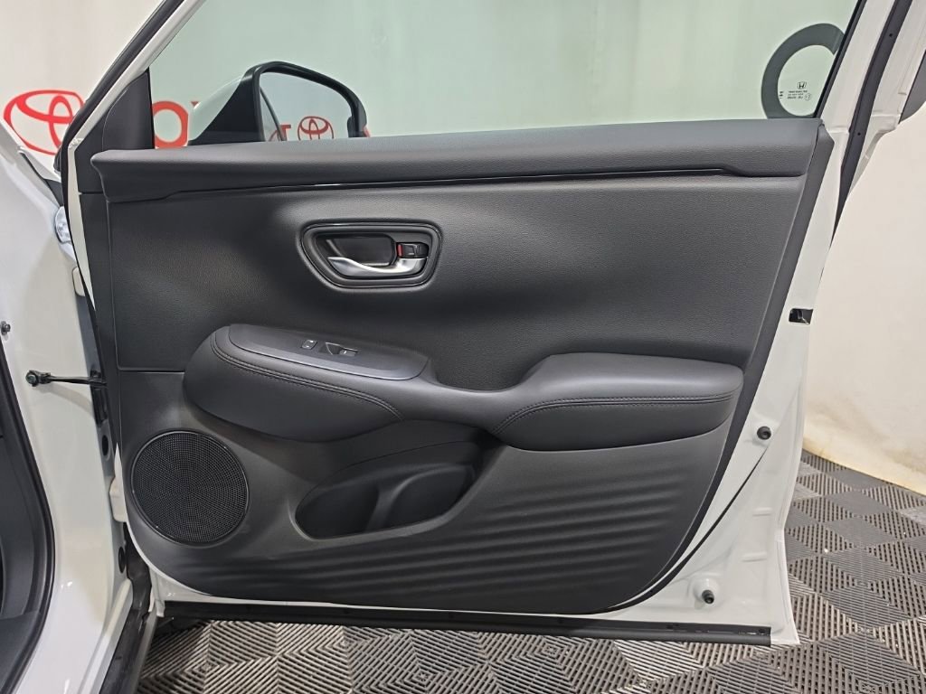 Used 2026 Honda HR-V LX image 21