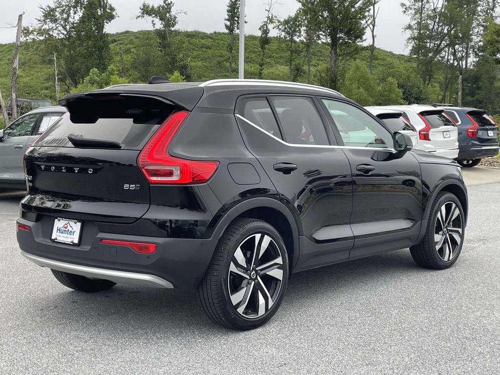 Used 2023 Volvo XC40 B5 Plus w/ Protection Package Premier AWD/4WD image 28