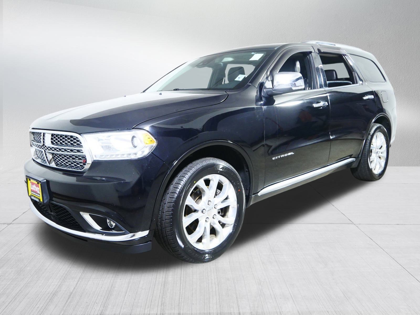 Used 2017 Dodge Durango Citadel w/ Technology Group image 3