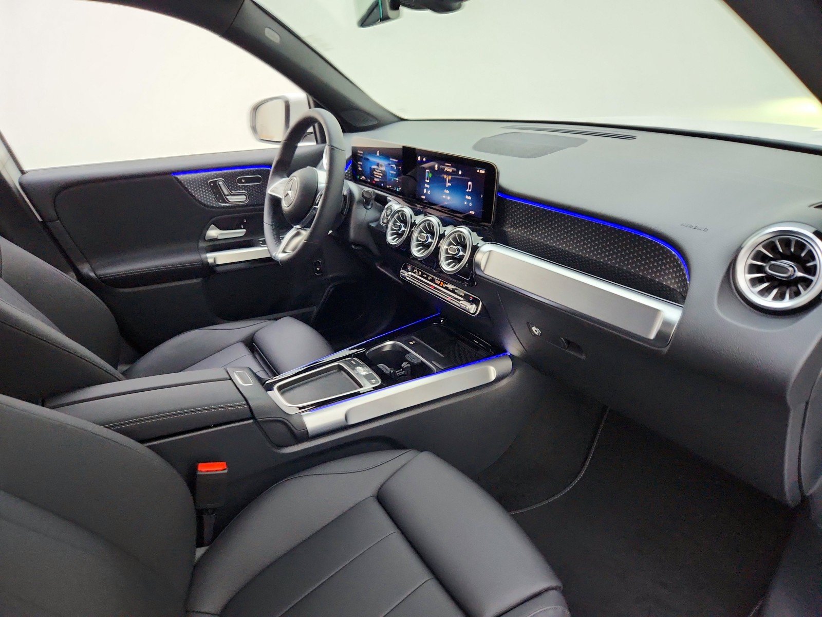 New 2026 Mercedes-Benz GLB 250 image 19