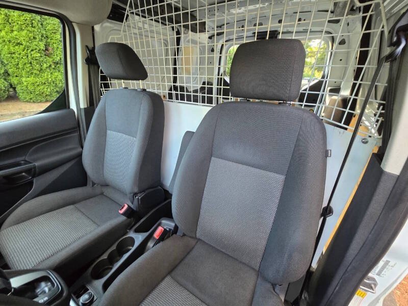 Used 2016 Ford Transit Connect XL FWD image 13