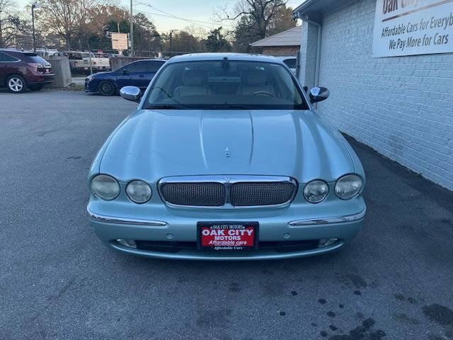 Used 2005 Jaguar XJ8 image 3