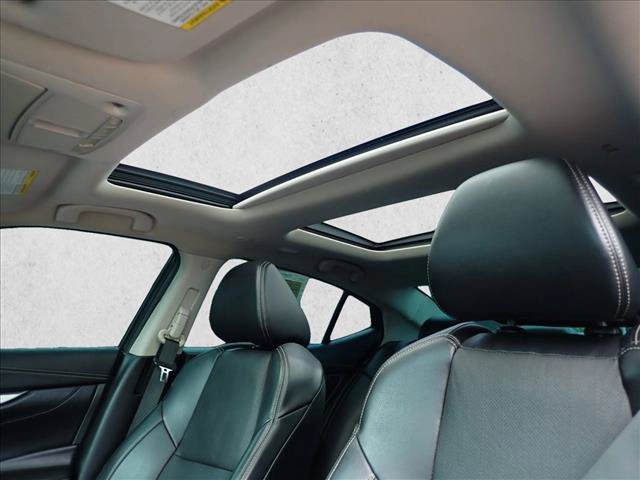 Used 2019 Nissan Maxima 3.5 SL w/ Floor Mat Group FWD image 12