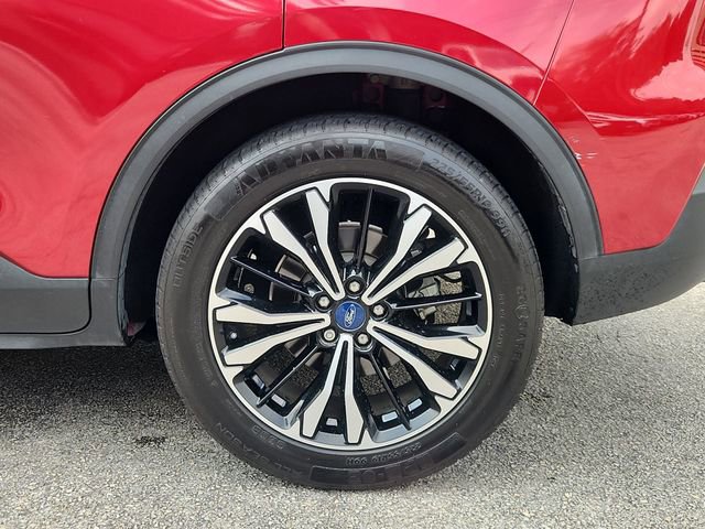 Used 2022 Ford Escape SE w/ SE Sport Appearance Package FWD image 32