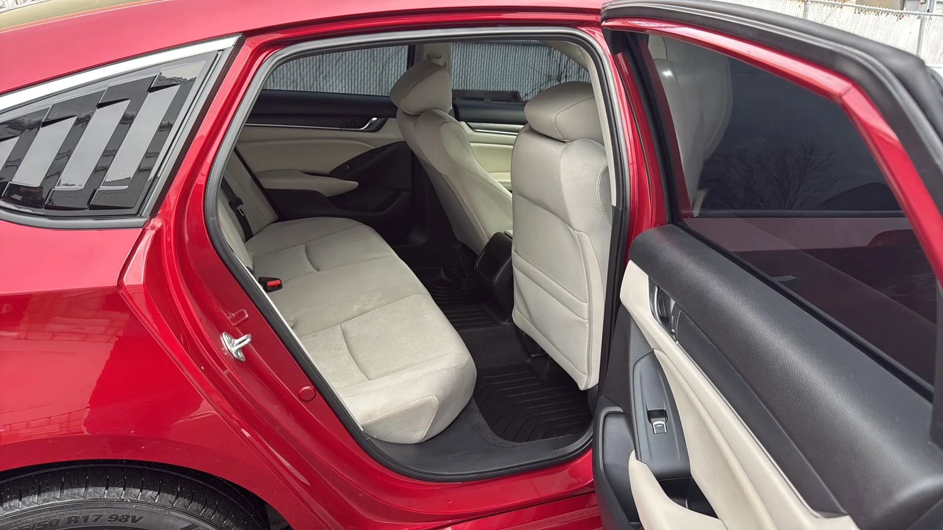Used 2022 Honda Accord LX image 26