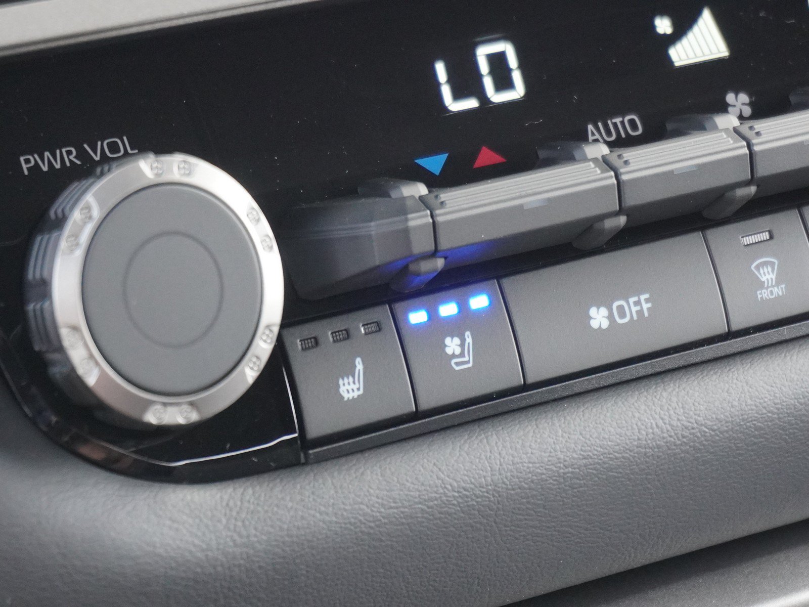New 2026 Toyota Tundra Platinum AWD/4WD image 30