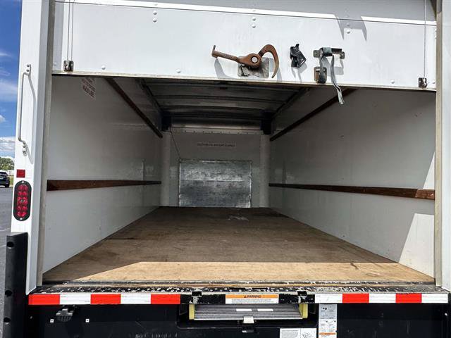 Used 2024 Ford E-350 and Econoline 350 Super Duty w/ Driver's Safety Package RWD image 12