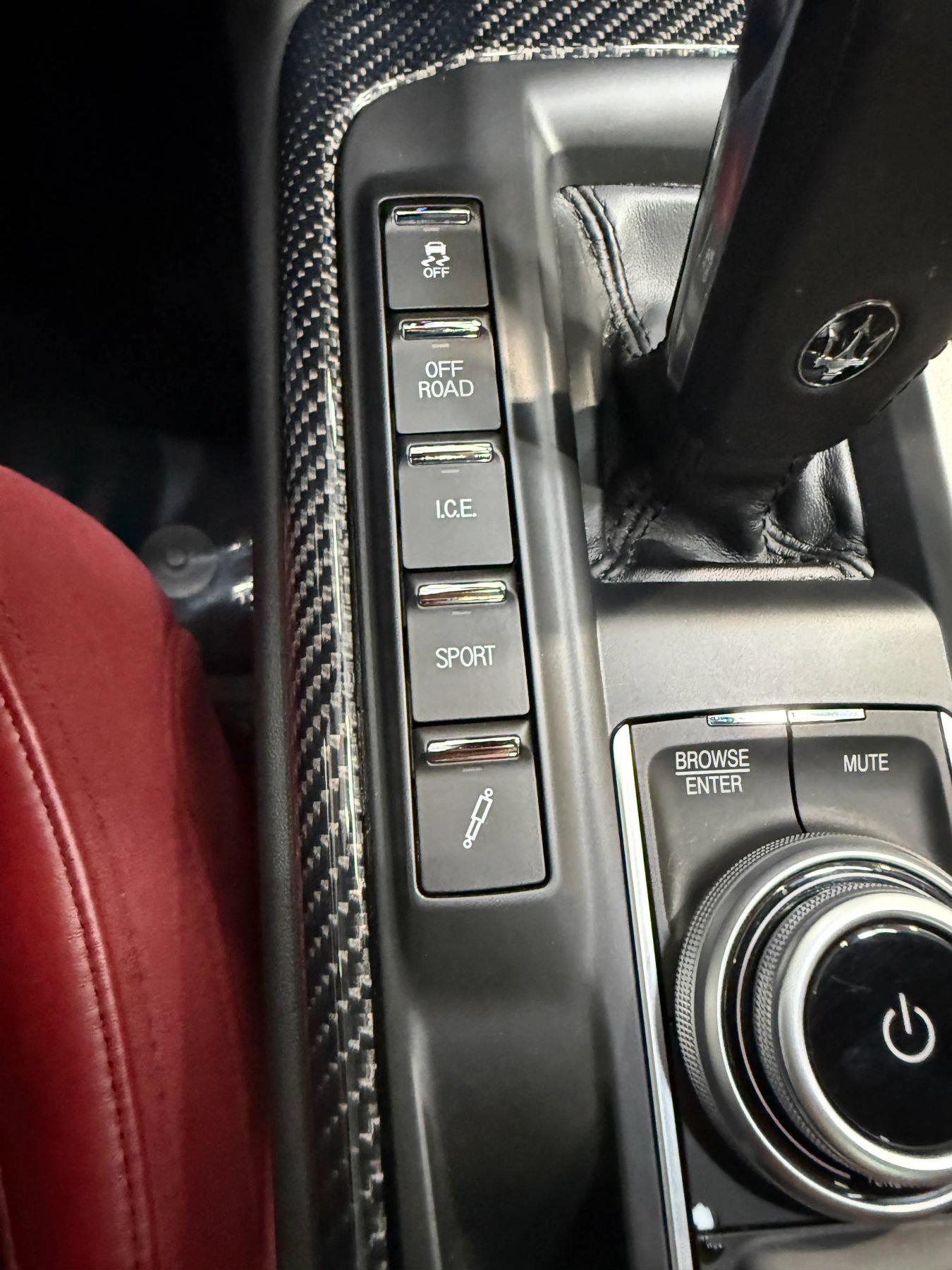 Used 2022 Maserati Levante Modena S AWD/4WD image 38