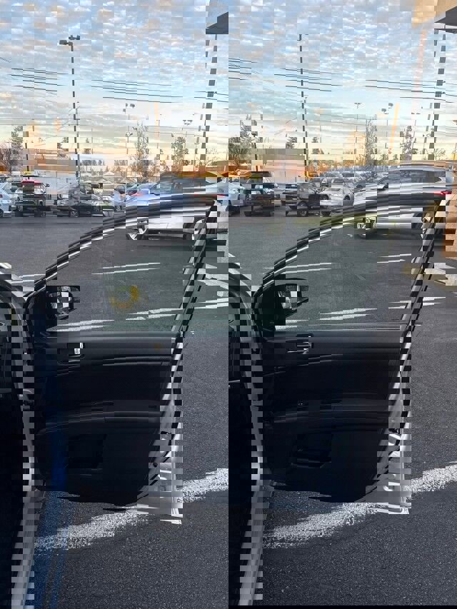 Used 2012 Nissan Sentra 2.0 SL w/ Special Value Pkg image 18