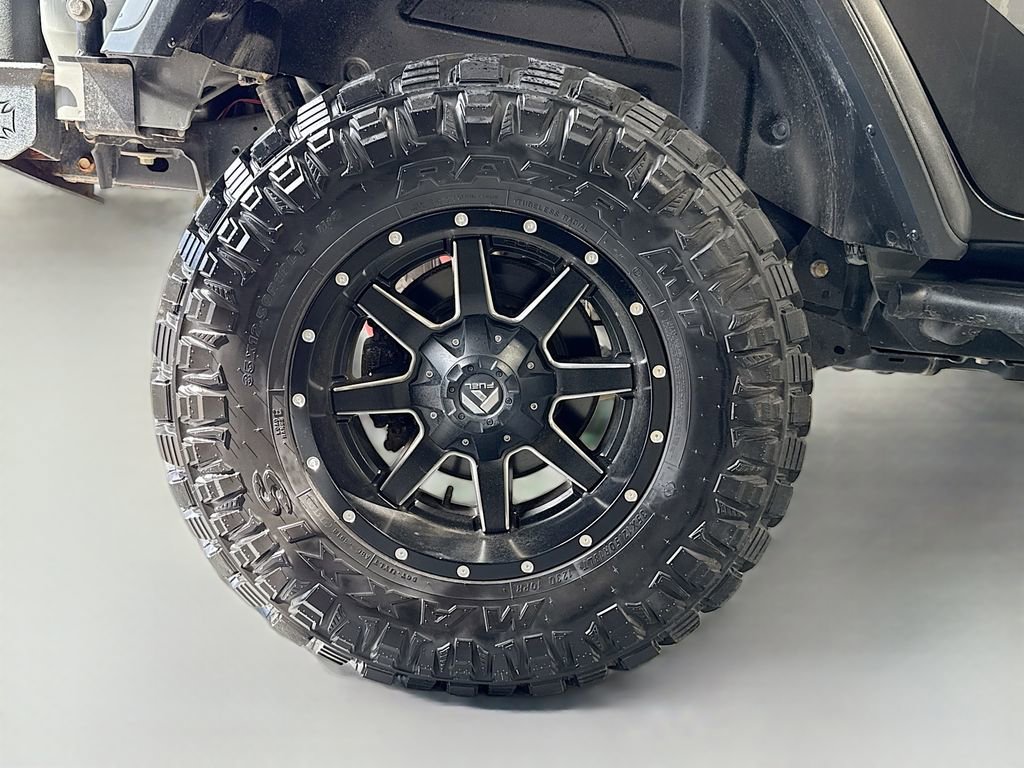 Used 2018 Jeep Wrangler Unlimited Rubicon image 12