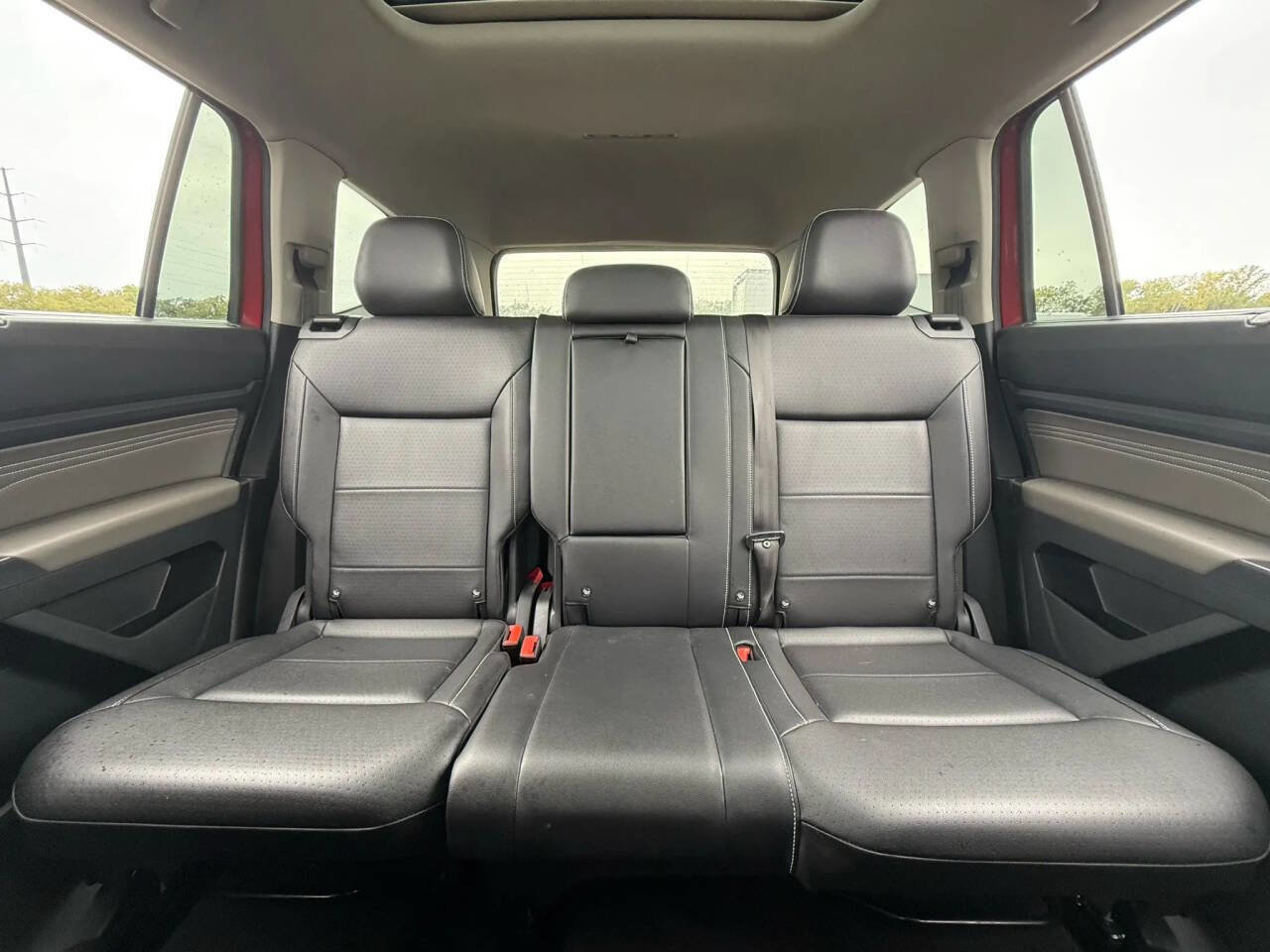 Used 2021 Volkswagen Atlas SE w/ Panoramic Sunroof Package AWD/4WD image 25