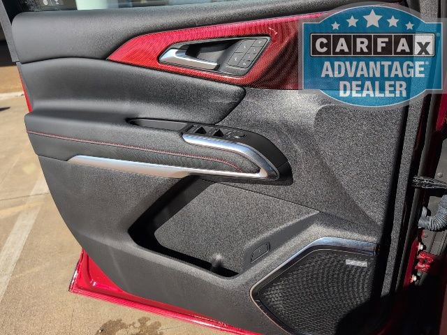 Used 2024 Chevrolet Traverse RS w/ LPO, Floor Liner Package AWD/4WD image 17