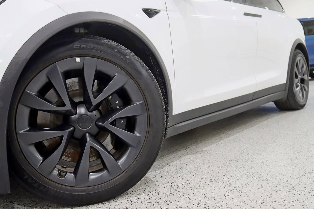 Used 2022 Tesla Model X AWD/4WD image 4