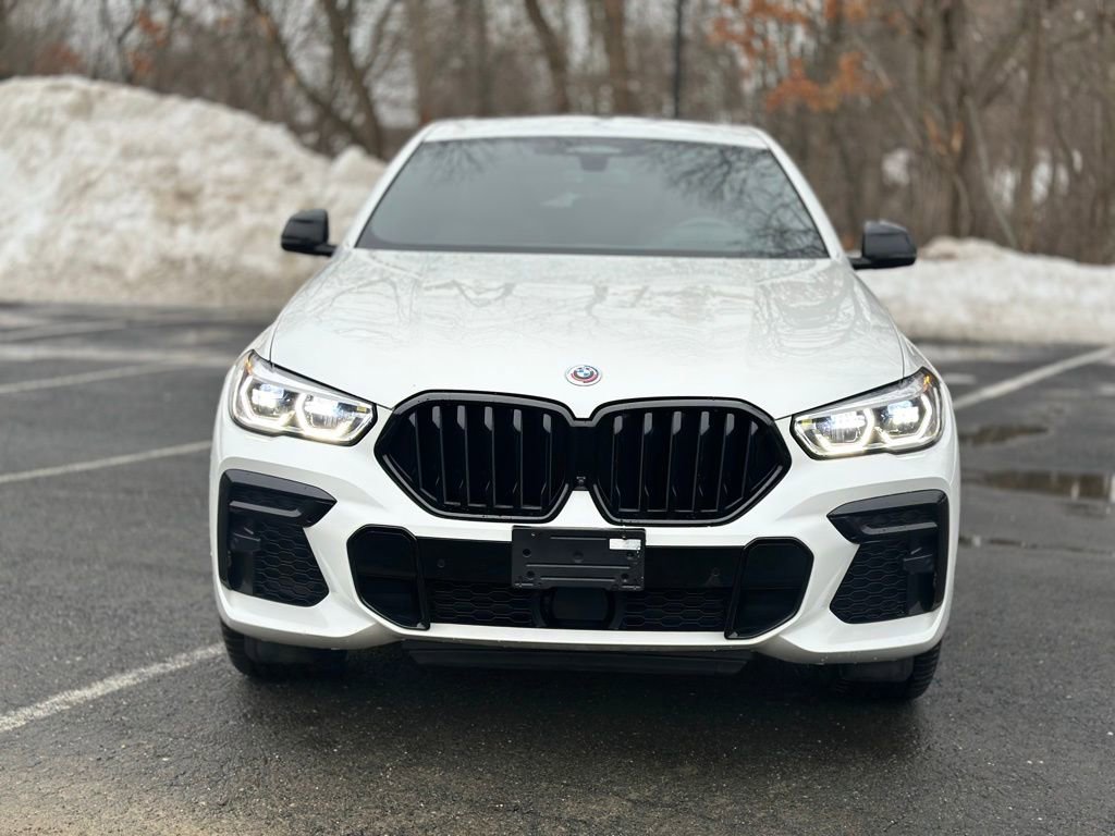Certified 2023 BMW X6 M50i w/ Executive Package image 10